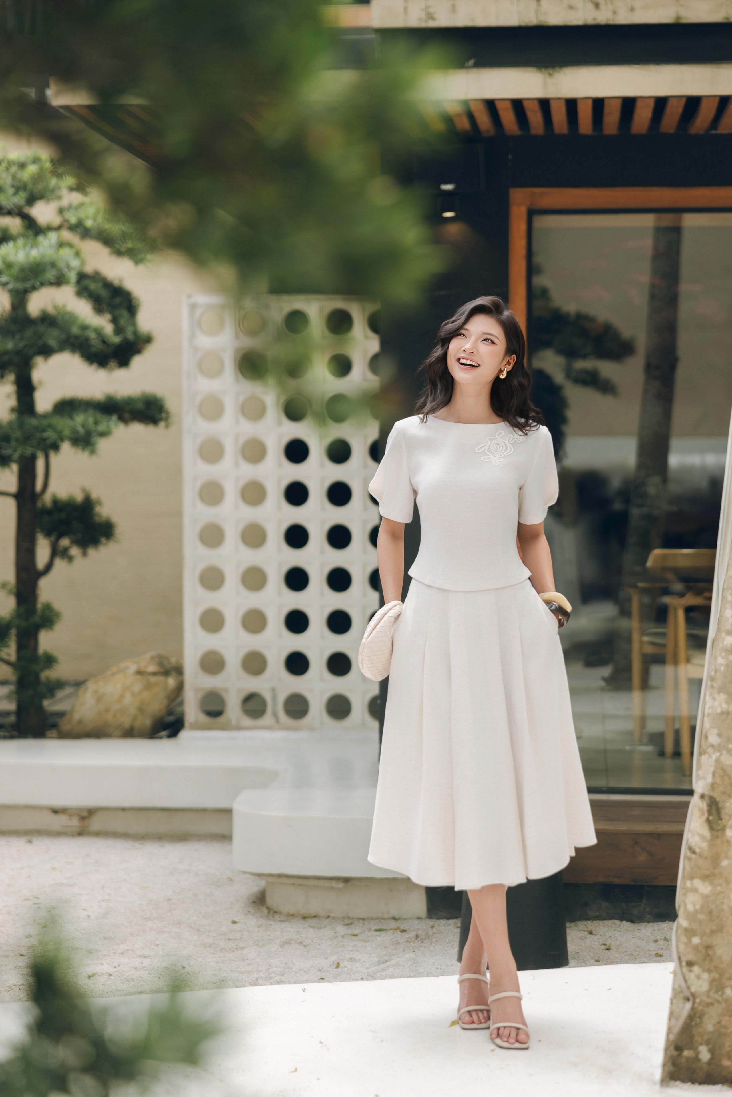 Váy "2 trong 1" - Rạng rỡ đi làm, tỏa sáng đêm tiệc- Ảnh 4.