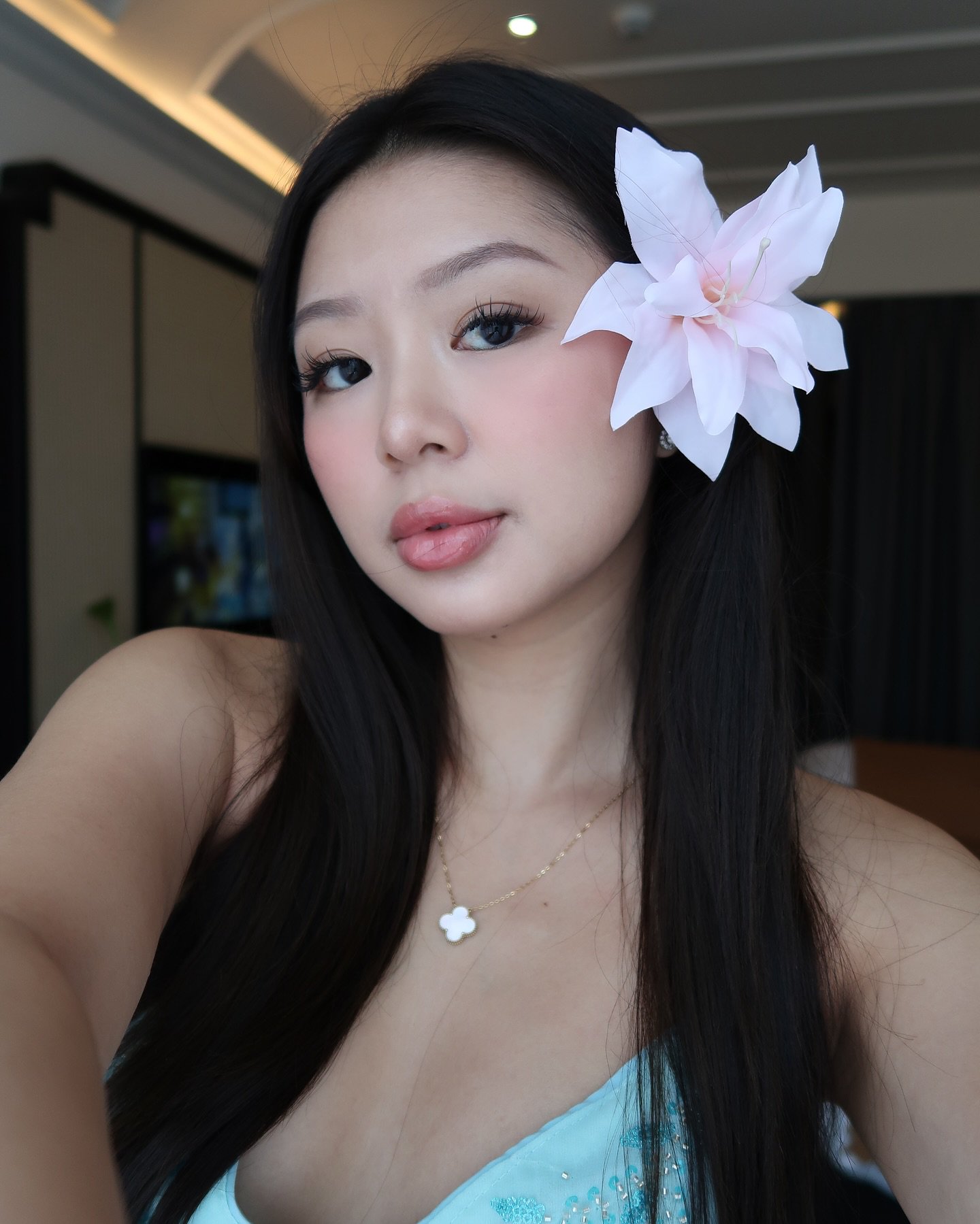 Hinh anh Cool Girl Makeup - Bí quyết “refresh” cho những ngày nắng nóng 3