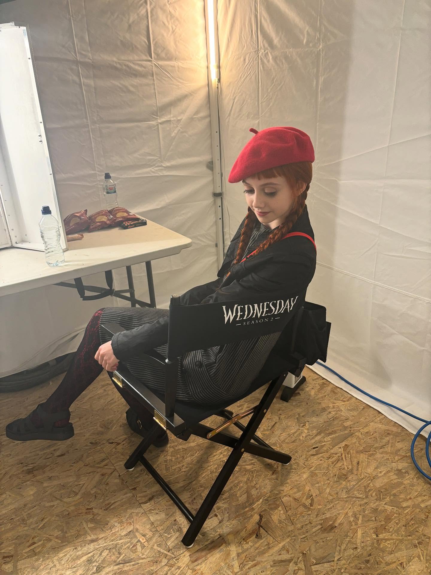 Hinh anh Agnes - Búp bê ma tóc đỏ giữa Nevermore 3