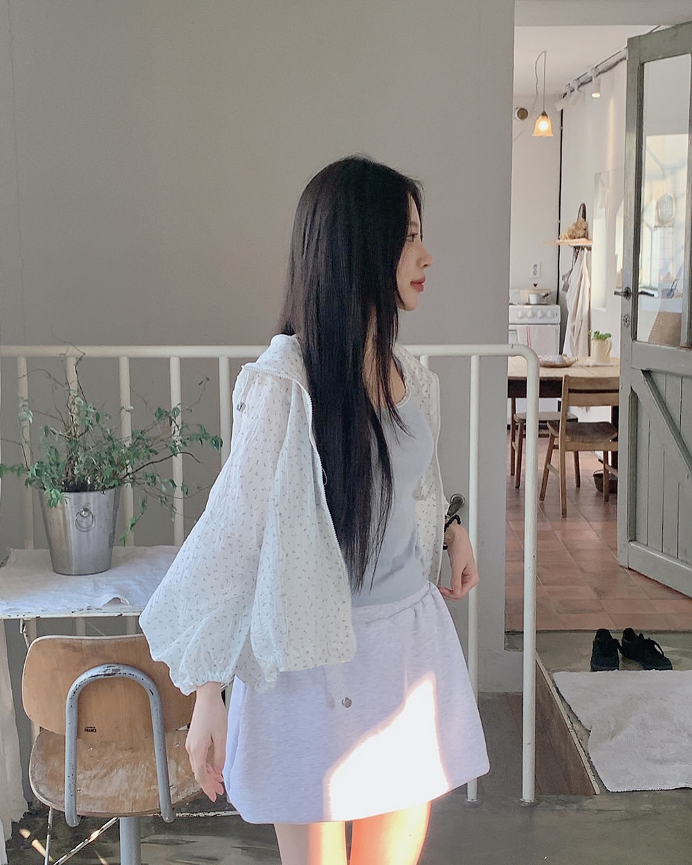 4 kiểu "áo chống nắng" sành điệu phụ nữ Hàn chăm diện nhất- Ảnh 9.