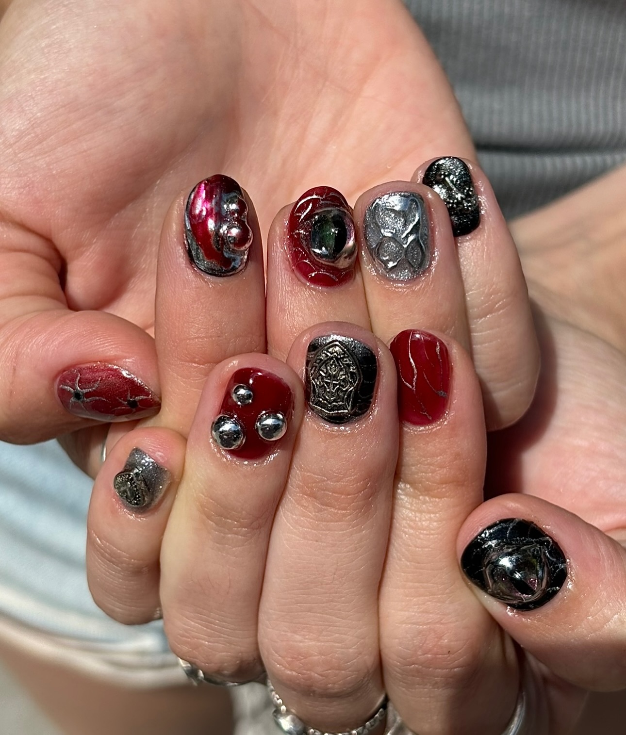 Ý tưởng nail Halloween 3D