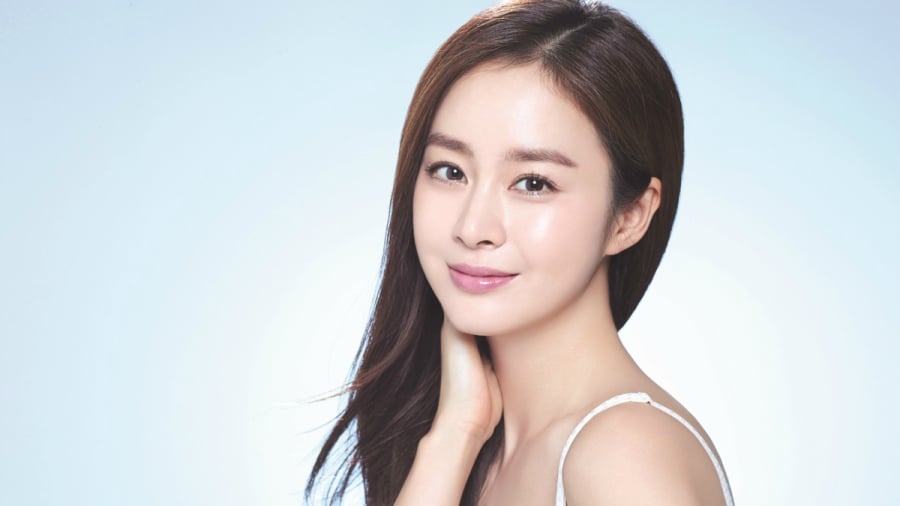 Đây là bước đầu tiên và quan trọng nhất trong mọi chu trình chăm sóc da buổi tối.