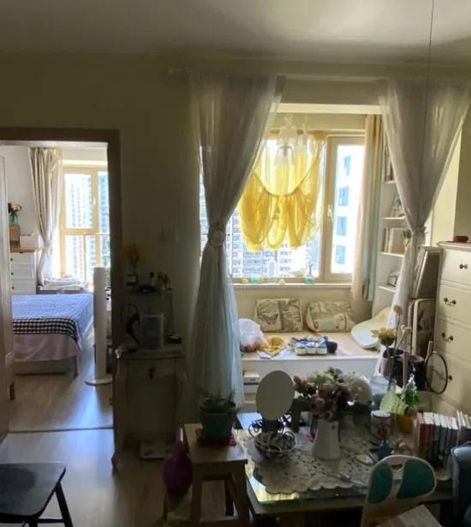 Người phụ nữ U50 sống một mình trong căn hộ 65m²: Nghỉ hưu rồi mới thấy cuộc đời nở hoa!- Ảnh 2. Người phụ nữ U50 sống một mình trong căn hộ 65m²: Nghỉ hưu rồi mới thấy cuộc đời nở hoa!- Ảnh 2.