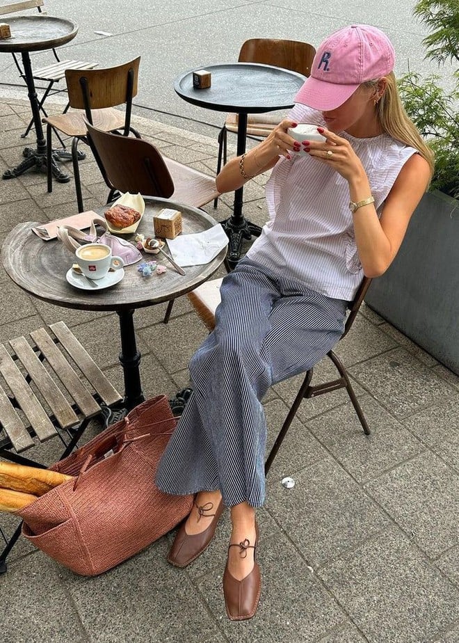 Đây là lựa chọn lý tưởng cho những ngày đầu thu, khi tiết trời vừa se lạnh, vừa gợi cảm giác lãng mạn.