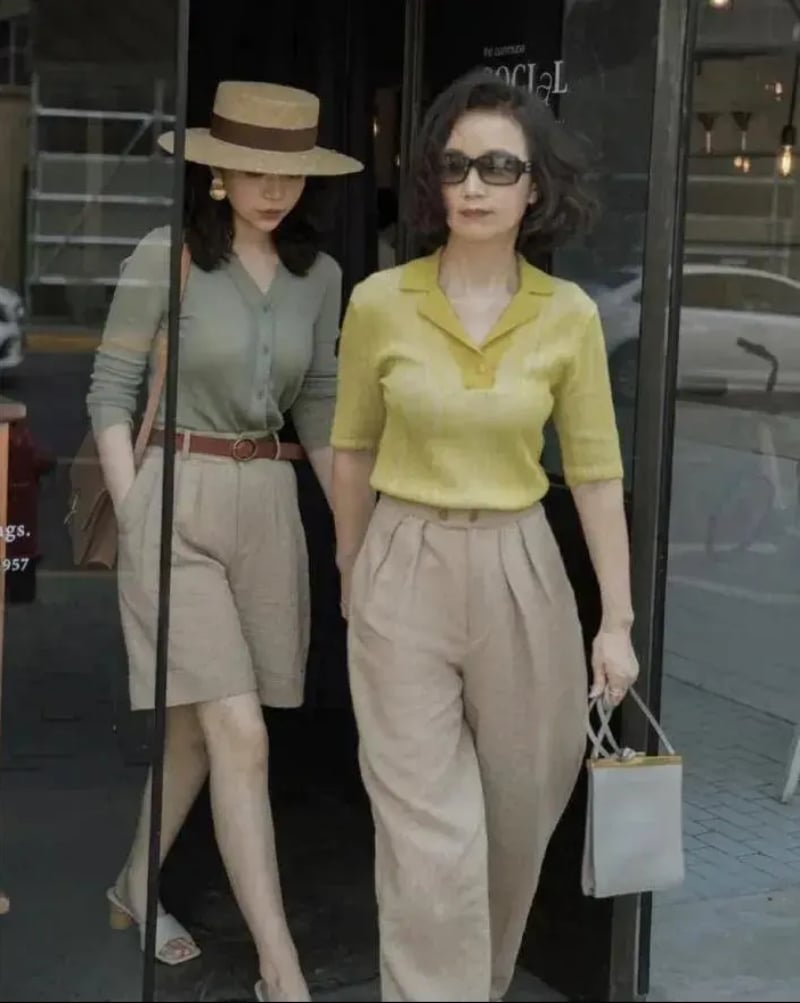 Ngoài màu sắc và họa tiết, chất liệu chính là yếu tố không thể bỏ qua. 