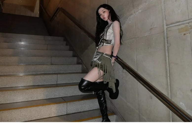 Winter biến đôi bốt thành tuyên ngôn cá tính riêng. 