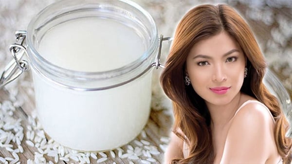 Nước vo gạo có khả năng làm mịn lớp biểu bì ngoài cùng của tóc, giúp tóc suôn mượt, dễ chải và hạn chế xơ rối. 