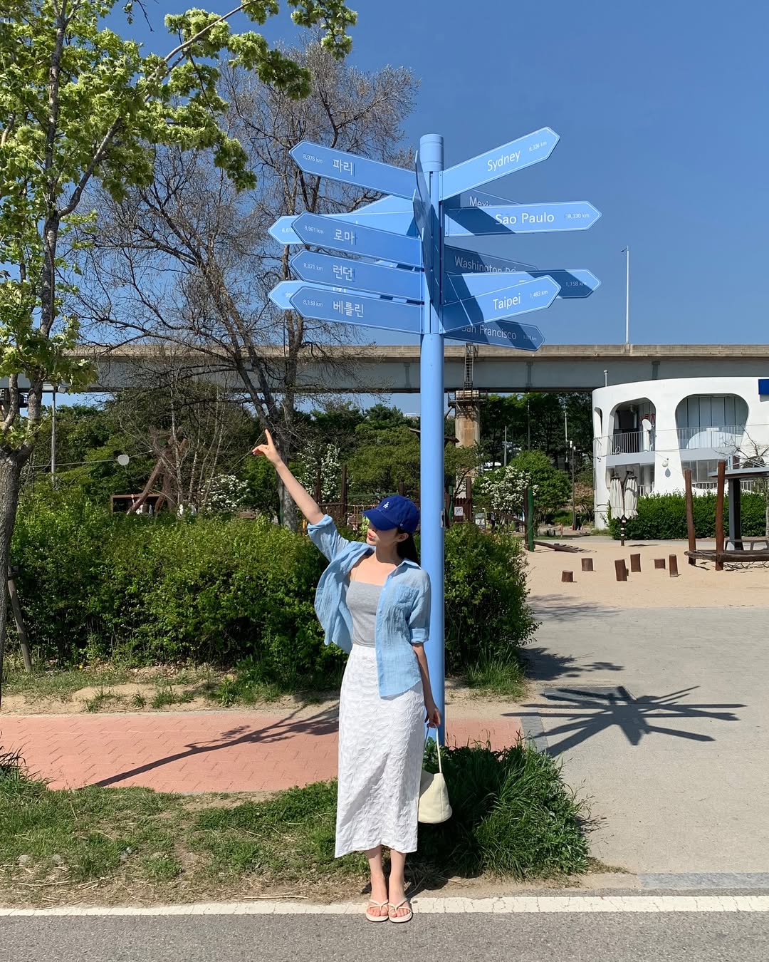 Thời tiết mát mẻ, tranh thủ lên đồ layer để sành điệu và trẻ trung như phụ nữ Hàn- Ảnh 2.