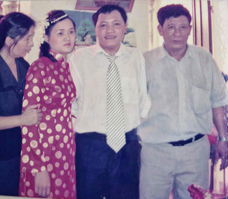 Mất 2 tay 1 chân sau tai nạn, người đàn ông tìm lại cuộc đời nhờ tình yêu của vợ - Ảnh 3.