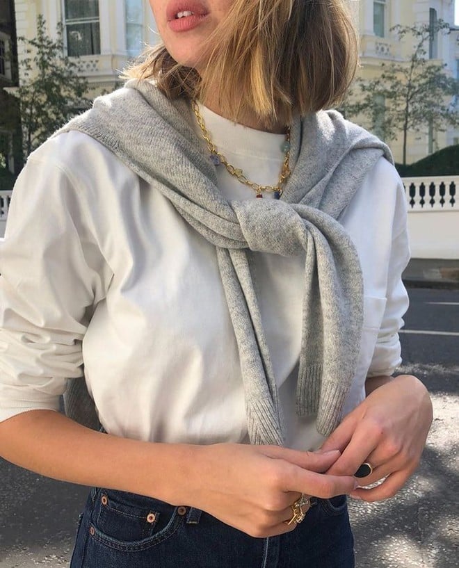 Khi tiết trời bắt đầu se lạnh, áo thun tay dài trở thành món đồ không thể thiếu.