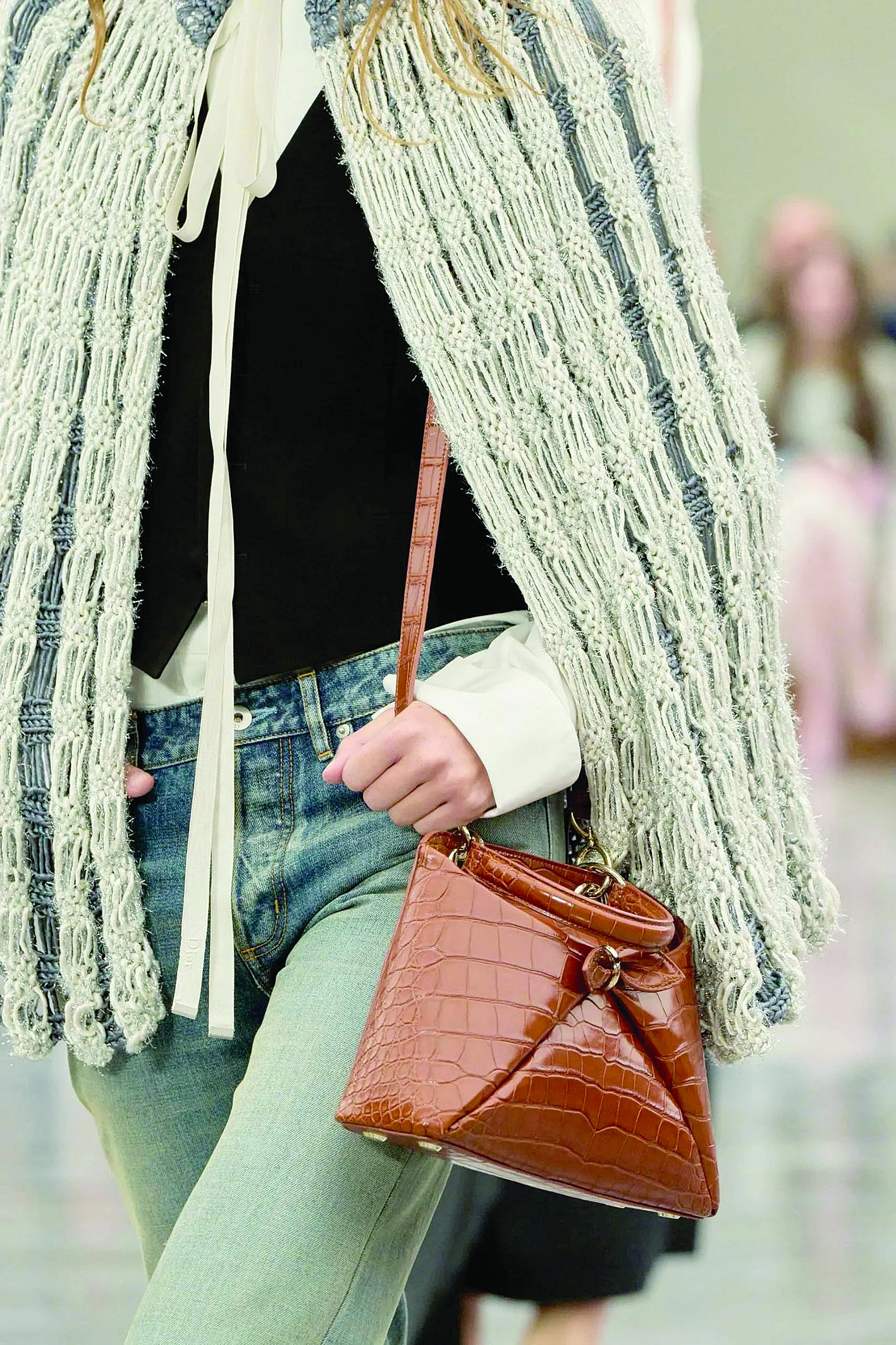 Câu chuyện mới trong những chiếc túi Dior Xuân-Hè 2026- Ảnh 8.