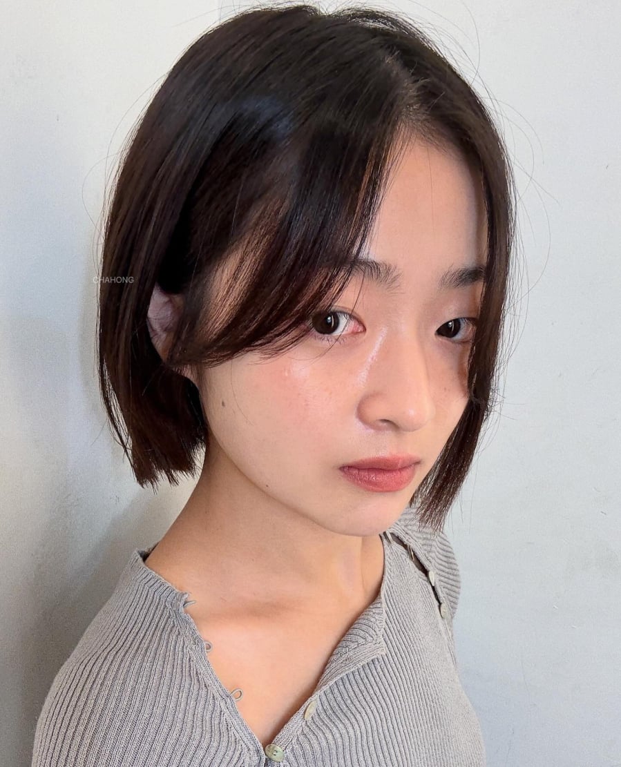 Tóc bob thẳng là lựa chọn “an toàn mà chất” cho những ai muốn đổi diện mạo theo hướng trẻ trung.