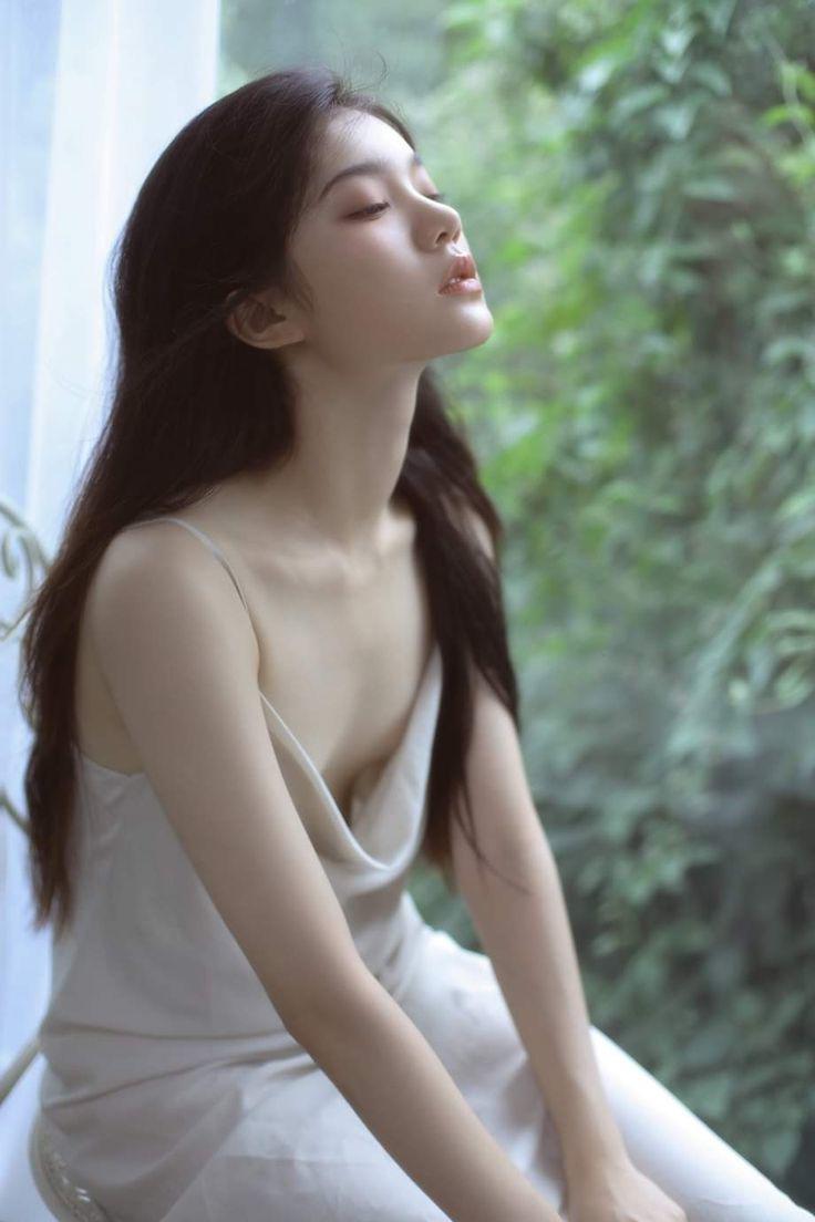 Sự kết hợp giữa sữa và mật ong mang lại khả năng dưỡng ẩm và làm mềm da vượt trội, đồng thời hỗ trợ cải thiện độ sáng tự nhiên của làn da